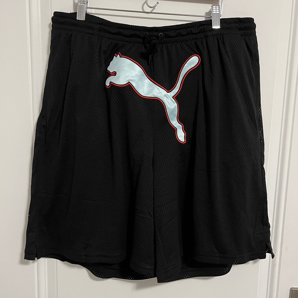 NWT - Puma x Dua Lipa Women’s Butterfly Mesh Basketball Shorts - Size L